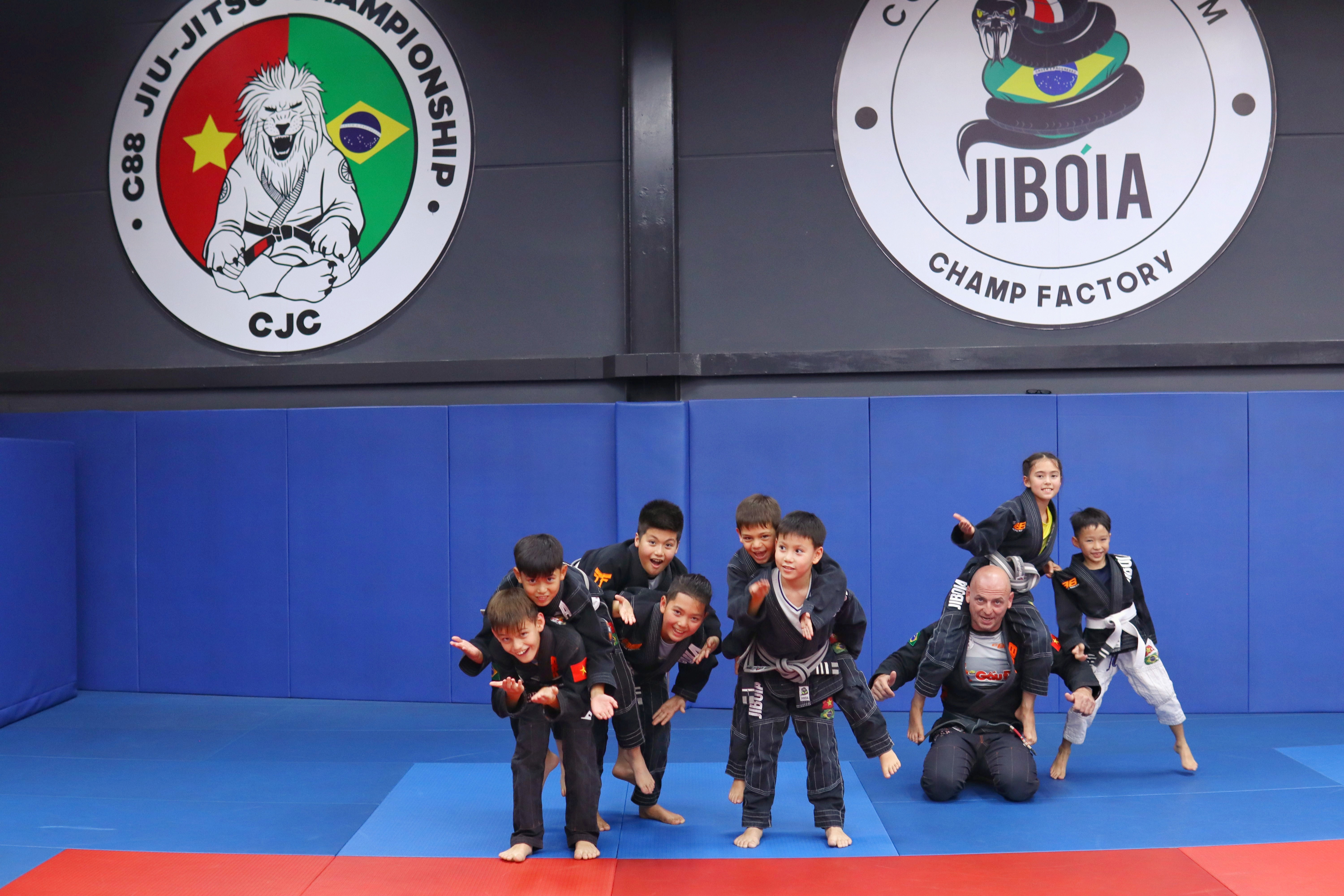 Jiboia martial arts class